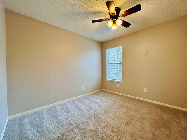 8900 Schick RD C, Austin, TX 78729