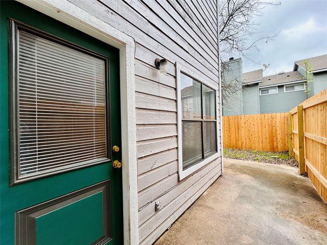 8900 Schick RD C, Austin, TX 78729