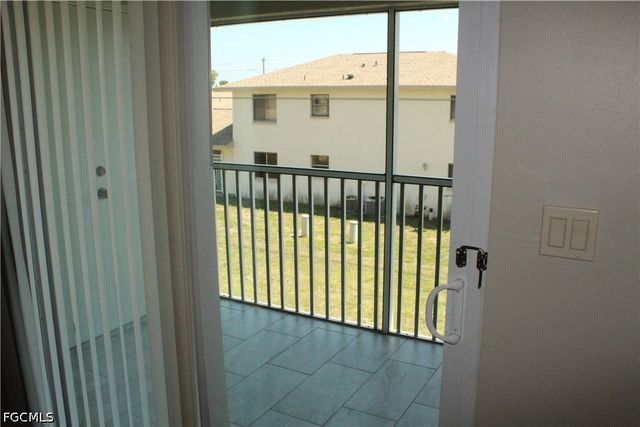 1110 SW 47th TER 205, Cape Coral, FL 33914