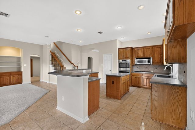 905 Mallard Trail, Murphy, TX 75094