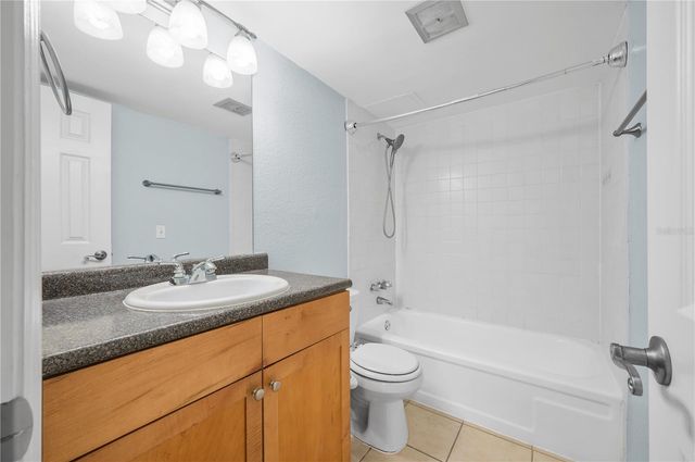 1810 NW 23RD BOULEVARD 174, Gainesville, FL 32605