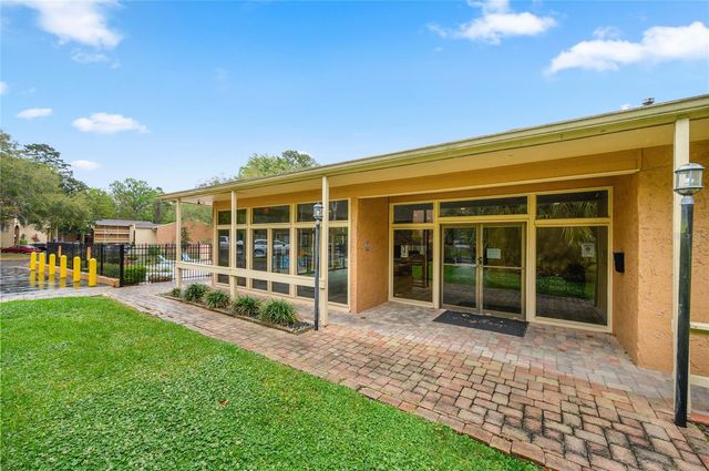 1810 NW 23RD BOULEVARD 174, Gainesville, FL 32605