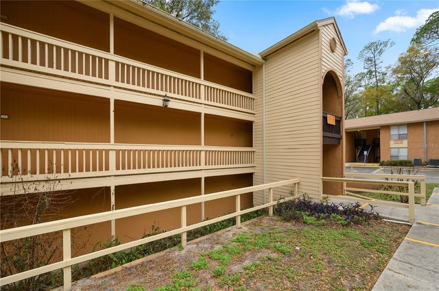 1810 NW 23RD BOULEVARD 174, Gainesville, FL 32605