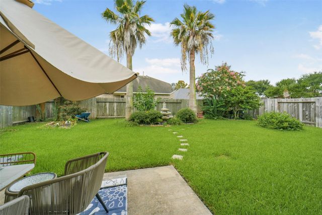 17319 Deep Prairie Drive, Houston, TX 77095