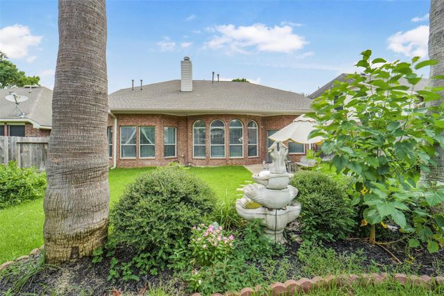 17319 Deep Prairie Drive, Houston, TX 77095