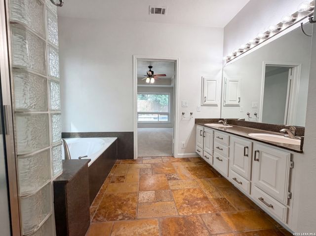 2042 CHITTIM TRAIL DR, San Antonio, TX 78232