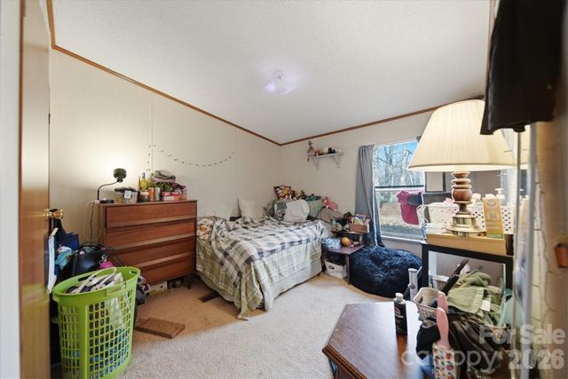 107 10th Street NE, Hildebran, NC 28637