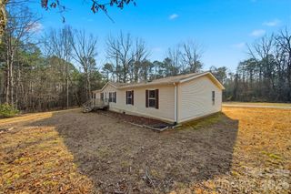 107 10th Street NE, Hildebran, NC 28637