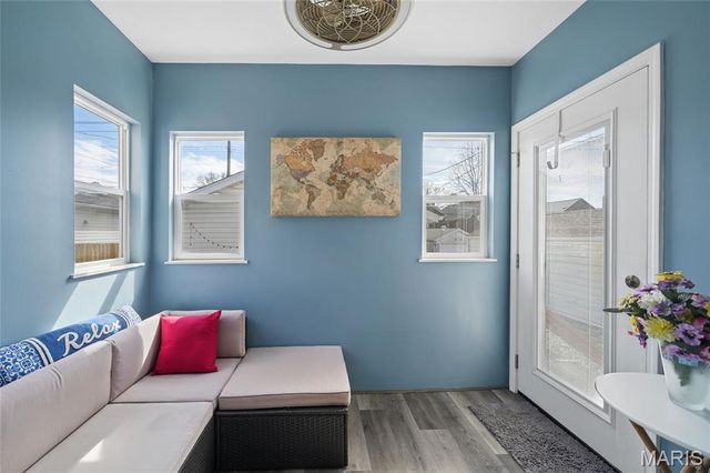 5622 Pernod Avenue, St Louis, MO 63139