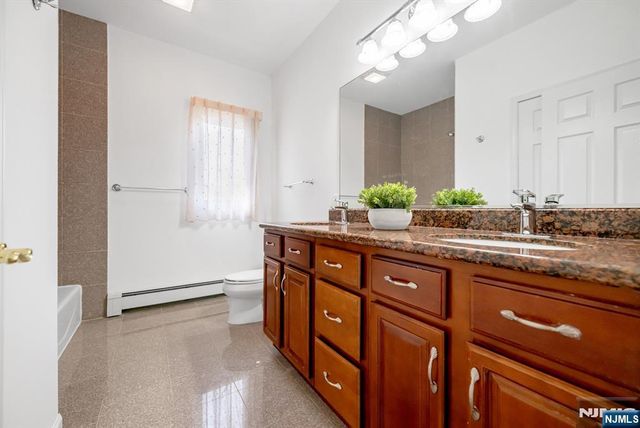 177 Lawson Place, Paramus, NJ 07652