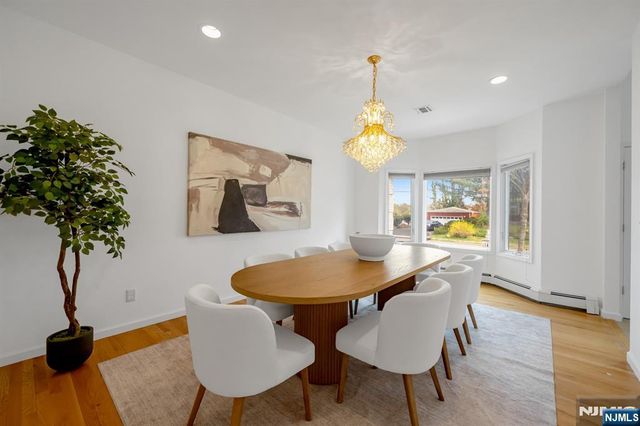 177 Lawson Place, Paramus, NJ 07652