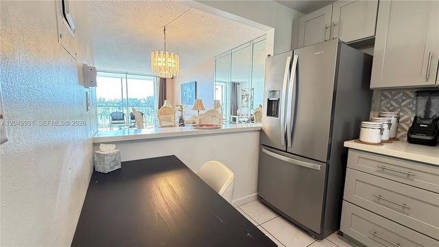 2206 S Cypress Bend Dr 508, Pompano Beach, FL 33069