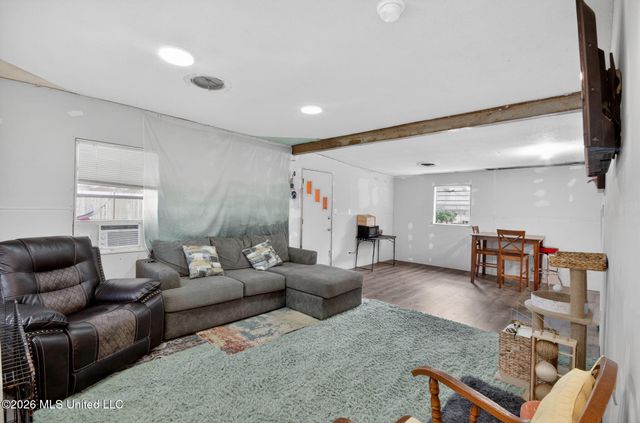 4839 Old Byram Road, Jackson, MS 39212