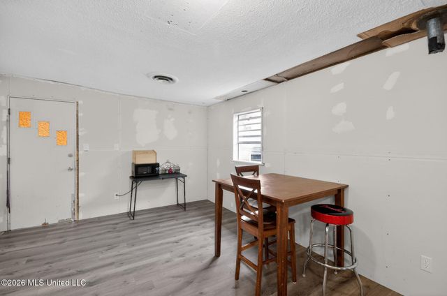 4839 Old Byram Road, Jackson, MS 39212