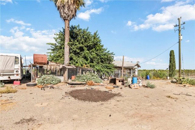 1095 E Mountain View, Fresno, CA 93725
