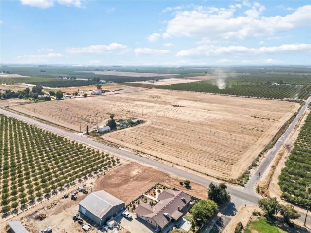 1095 E Mountain View, Fresno, CA 93725