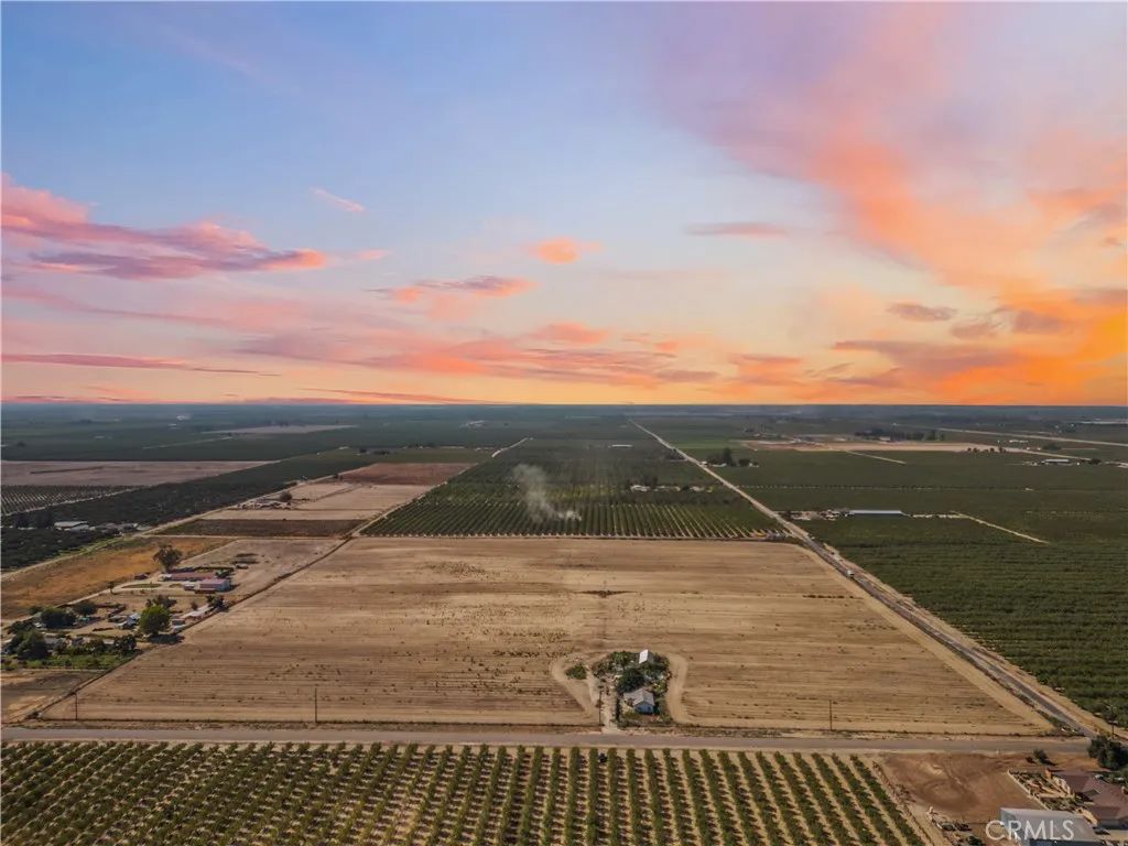 1095 E Mountain View, Fresno, CA 93725