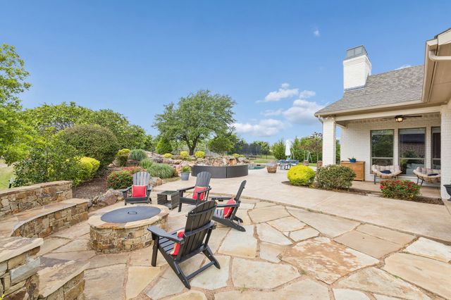 156 Stoneleigh Drive, Heath, TX 75032