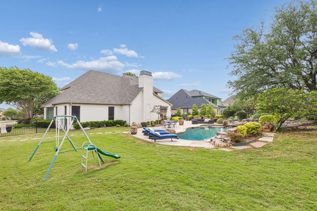 156 Stoneleigh Drive, Heath, TX 75032