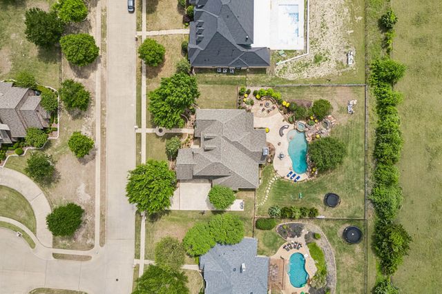 156 Stoneleigh Drive, Heath, TX 75032