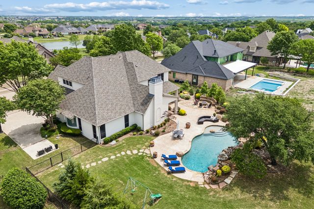 156 Stoneleigh Drive, Heath, TX 75032