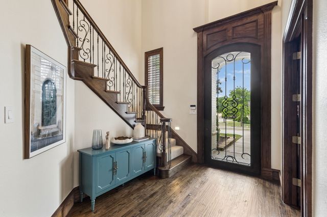 156 Stoneleigh Drive, Heath, TX 75032