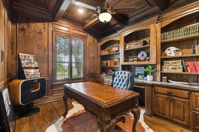 156 Stoneleigh Drive, Heath, TX 75032