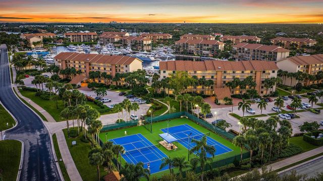 1701 Marina Isle Way 202, Jupiter, FL 33477