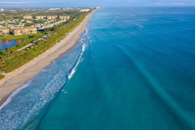 1701 Marina Isle Way 202, Jupiter, FL 33477