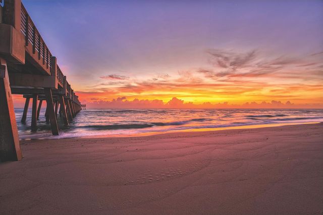 1701 Marina Isle Way 202, Jupiter, FL 33477