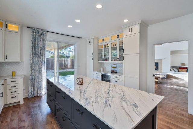 4116 Aragon Way, Rancho Cordova, CA 95742