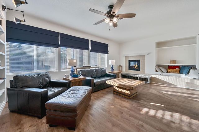 4116 Aragon Way, Rancho Cordova, CA 95742