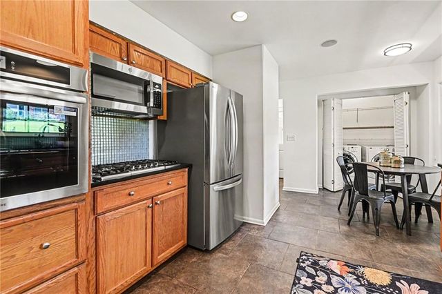 2632 Laurel Ridge Drive, Decatur, GA 30033
