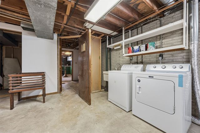 2317 Newport SW, Cedar Rapids, IA 52404