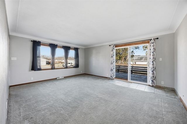 2317 Newport SW, Cedar Rapids, IA 52404