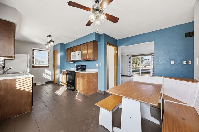 2317 Newport SW, Cedar Rapids, IA 52404