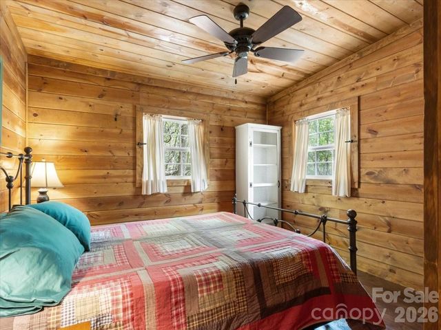 548 Bear Cub Drive 25, Spruce Pine, NC 28777