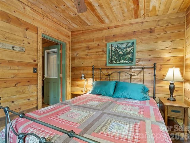 548 Bear Cub Drive 25, Spruce Pine, NC 28777
