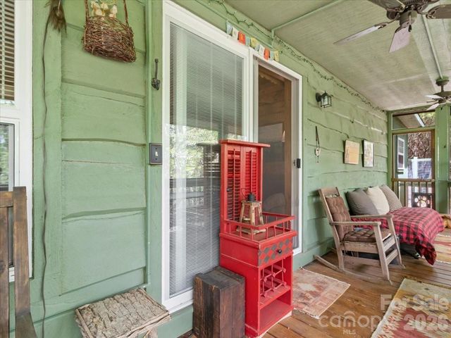 548 Bear Cub Drive 25, Spruce Pine, NC 28777