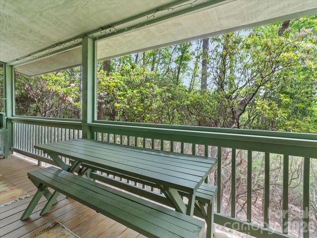548 Bear Cub Drive 25, Spruce Pine, NC 28777