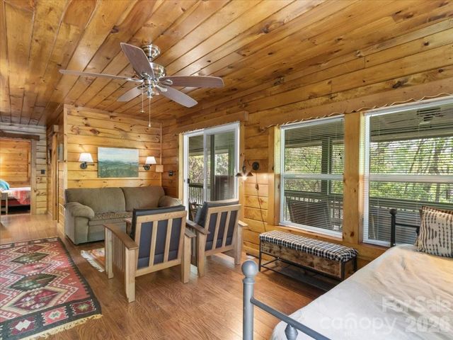 548 Bear Cub Drive 25, Spruce Pine, NC 28777