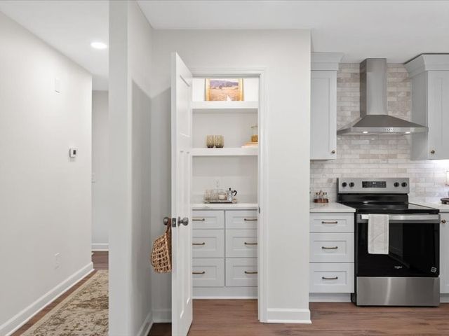 5913 Huffman Rd, Goodlettsville, TN 37072