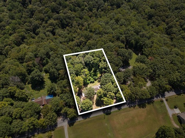5913 Huffman Rd, Goodlettsville, TN 37072