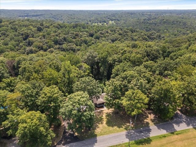 5913 Huffman Rd, Goodlettsville, TN 37072