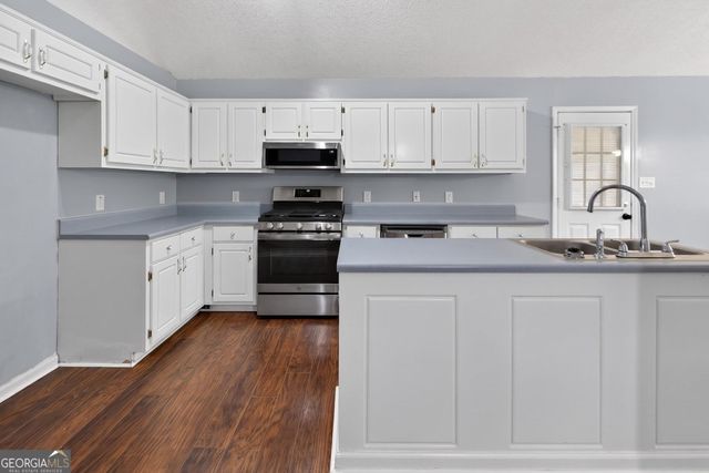 304 Annie Lane, Locust Grove, GA 30248