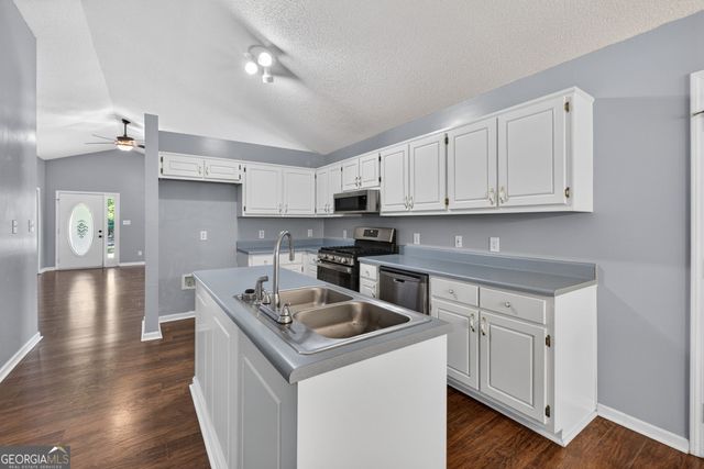 304 Annie Lane, Locust Grove, GA 30248