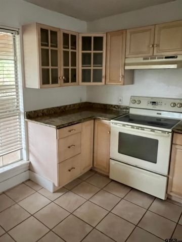 1019 Powers, Tyler, TX 75701