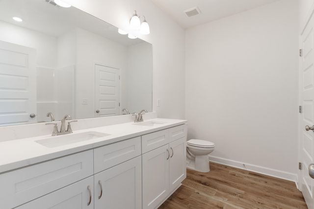 968 Texas Parkway, Crestview, FL 32536