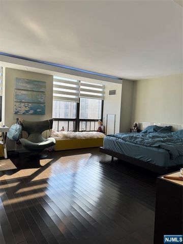 900 Palisade Avenue 2201, Fort Lee, NJ 07024