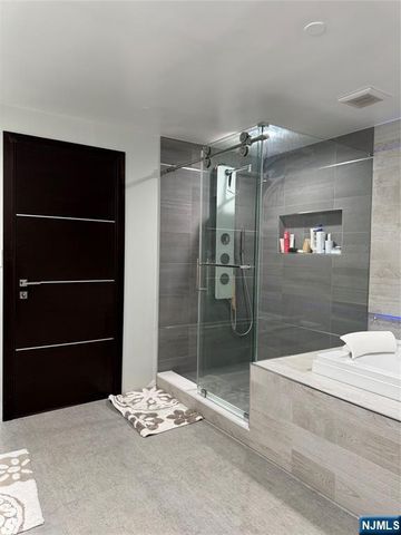 900 Palisade Avenue 2201, Fort Lee, NJ 07024